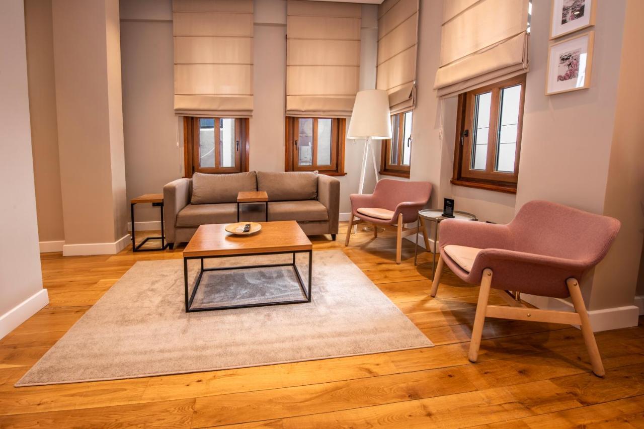 Bguest Pera Suites Истанбул Екстериор снимка