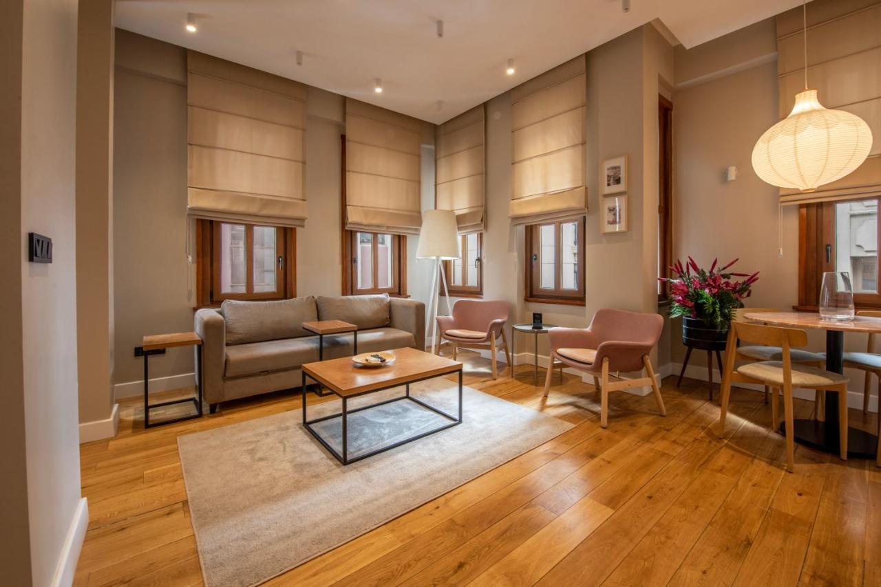 Bguest Pera Suites Истанбул Екстериор снимка