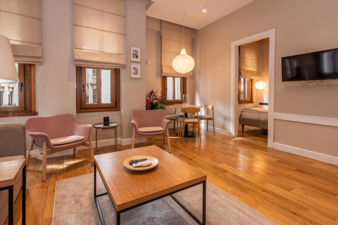 Bguest Pera Suites Истанбул Екстериор снимка